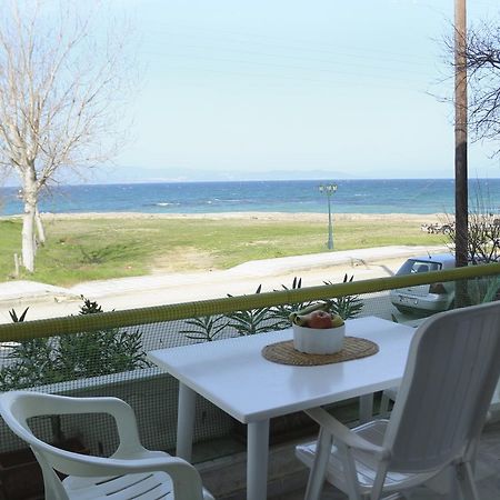 Holiday Home By The Sea เนอาโปติไดอา ภายนอก รูปภาพ