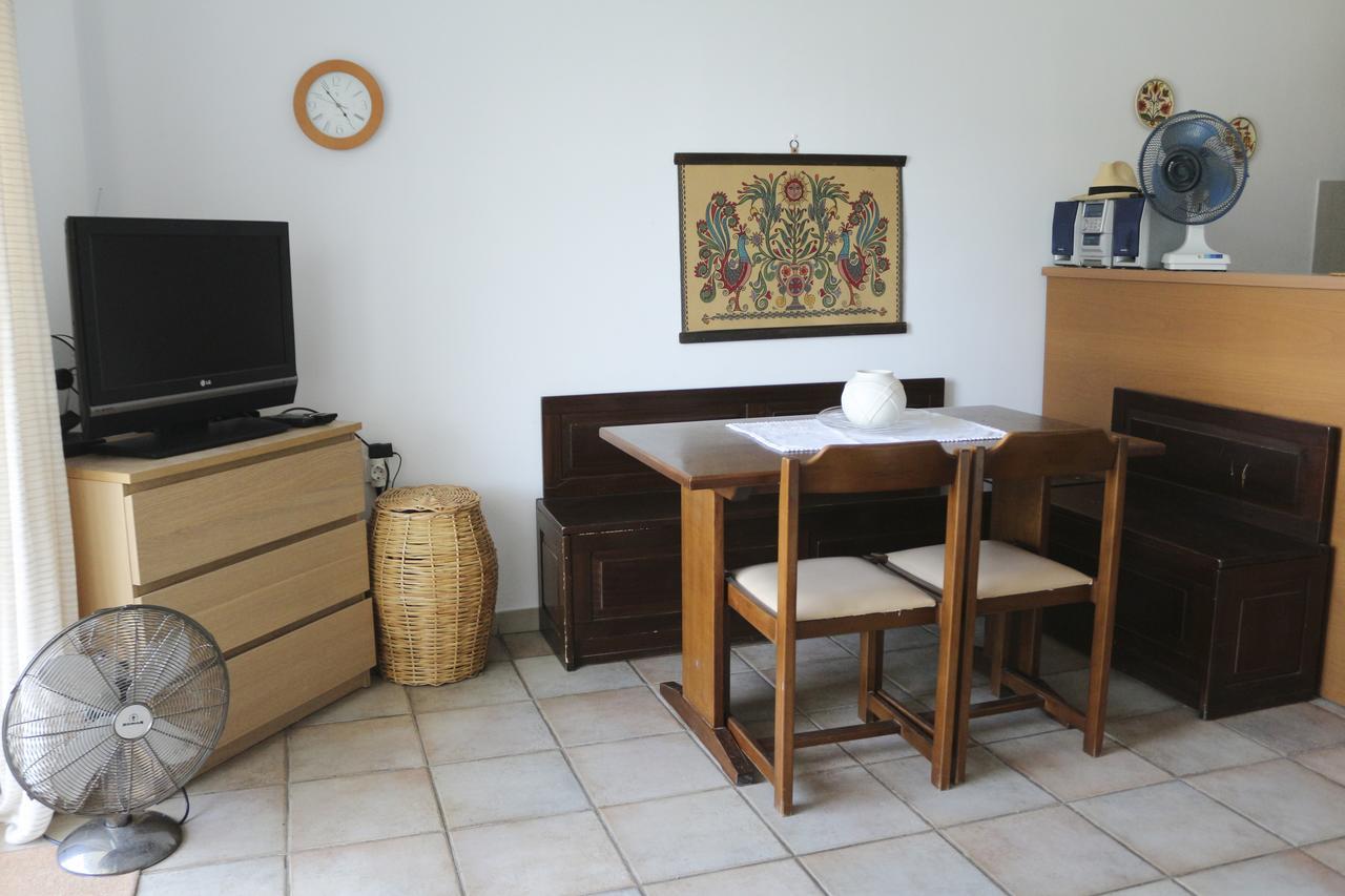 Holiday Home By The Sea เนอาโปติไดอา ภายนอก รูปภาพ